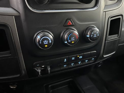 Used 2018 RAM 3500 Tradesman w/ Chrome Appearance Group image 25