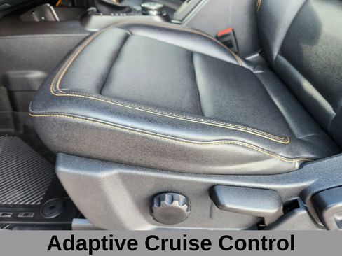 Used 2024 Ford Bronco Badlands image 12