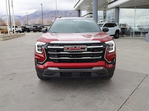 Used 2025 GMC Terrain Elevation w/ Elevation Premium Package image 9