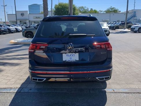 Certified 2023 Volkswagen Tiguan SEL R-Line image 5