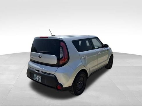 Used 2015 Kia Soul FWD image 3