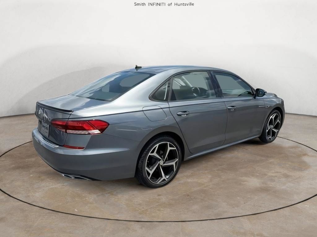 Used 2020 Volkswagen Passat 2.0T R-Line FWD image 8