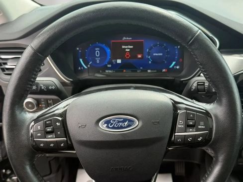 Used 2021 Ford Escape Titanium AWD/4WD image 18