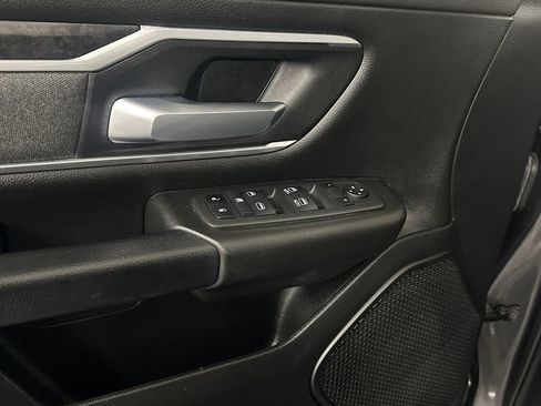 Used 2022 RAM 1500 Big Horn AWD/4WD image 9