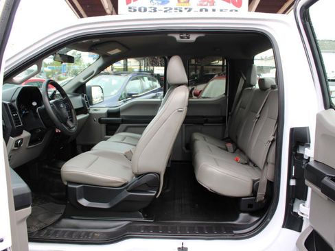 Used 2018 Ford F150 XL w/ Equipment Group 101A Mid RWD image 13