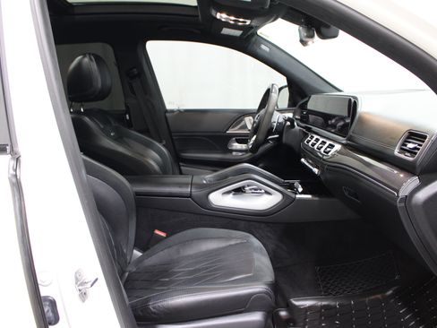 Used 2021 Mercedes-Benz GLS 63 AMG 4MATIC image 31