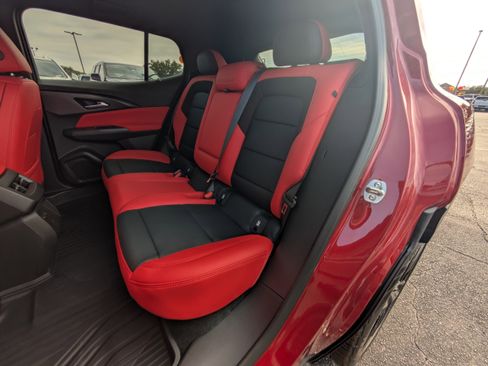 New 2026 Chevrolet Equinox EV RS image 9