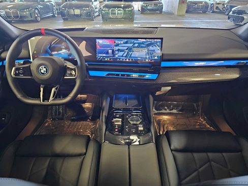 New 2026 BMW i5 M60 w/ Premium Package AWD/4WD image 42