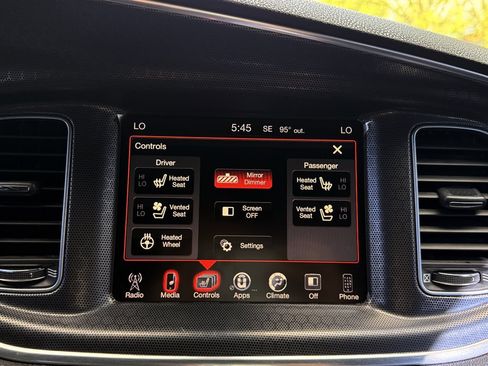 Used 2016 Dodge Charger R/T RWD image 15