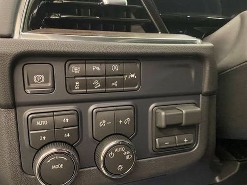 New 2026 Chevrolet Suburban LS AWD/4WD image 37