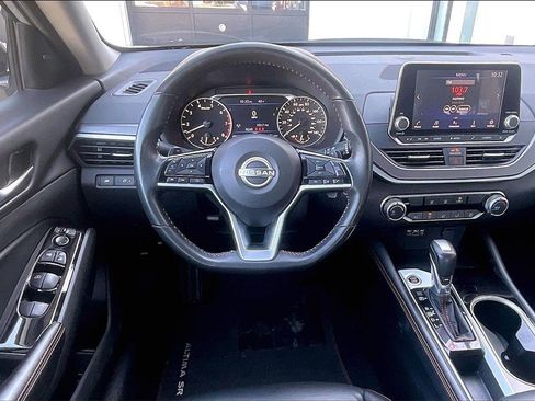 Used 2024 Nissan Altima 2.5 SR image 5