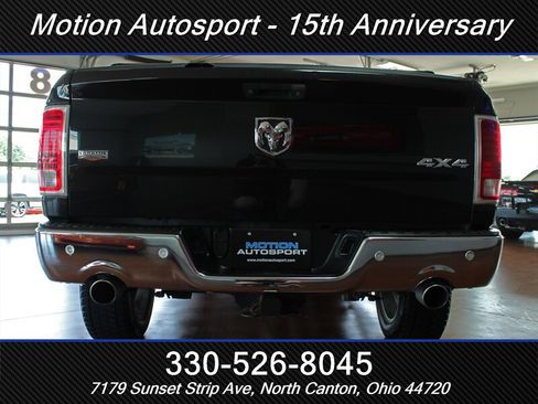 Used 2017 RAM 1500 Laramie AWD/4WD image 10