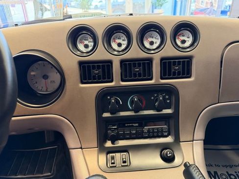 Used 1994 Dodge Viper RT/10 RWD image 24