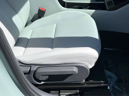 New 2026 Hyundai Kona Limited image 17