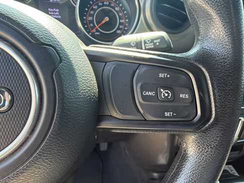 Used 2023 Jeep Wrangler Unlimited Sport AWD/4WD image 27