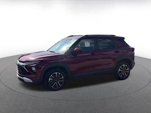 Used 2025 Chevrolet TrailBlazer LT FWD image 8