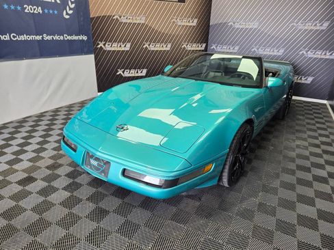 Used 1991 Chevrolet Corvette Convertible RWD image 20
