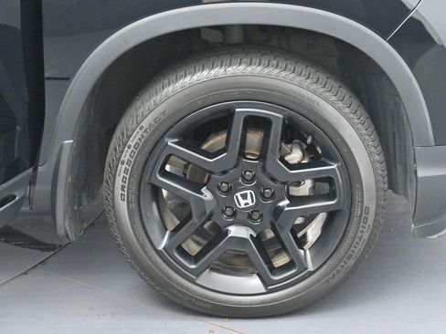 Used 2024 Honda Passport Black Edition image 40