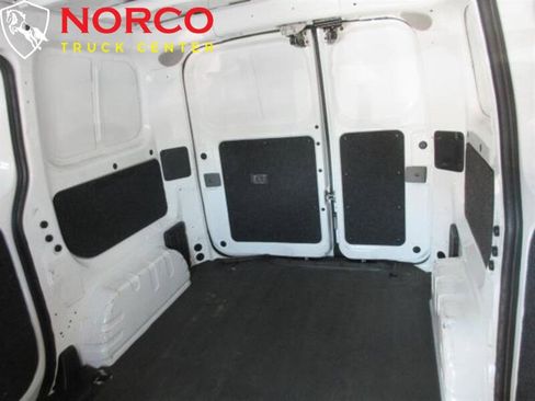 Used 2015 Nissan NV200 S image 15