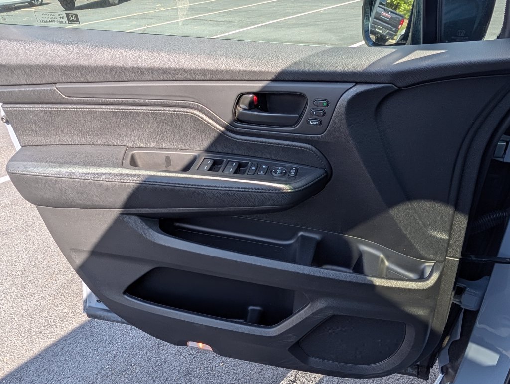 Used 2025 Honda Odyssey Sport-L image 20