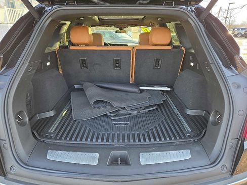 Used 2021 Cadillac XT5 Premium Luxury image 28