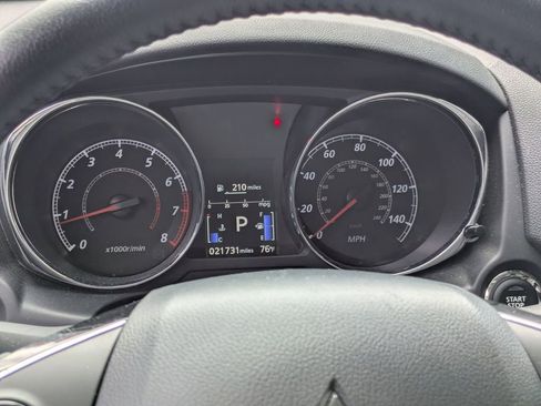 Used 2025 Mitsubishi Outlander Sport SE AWD/4WD image 19