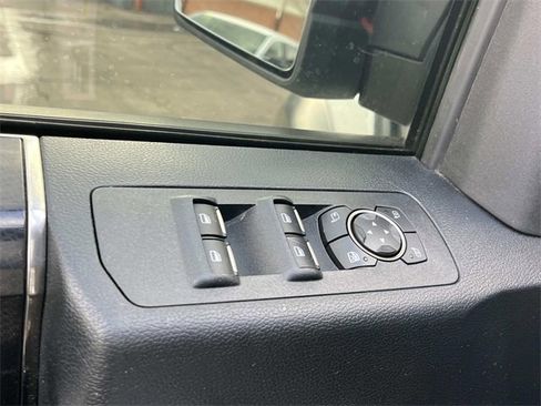 Used 2018 Ford F150 Raptor w/ Equipment Group 802A Luxury image 28