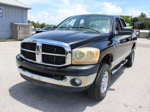 Used 2006 Dodge Ram 2500 Truck SLT AWD/4WD image 3