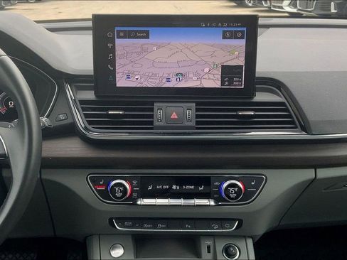 Used 2023 Audi Q5 2.0T Premium Plus w/ Premium Plus Package image 7