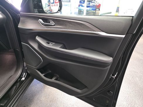 New 2026 Jeep Grand Cherokee L Limited AWD/4WD image 21