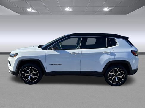 Used 2025 Jeep Compass Limited AWD/4WD image 6