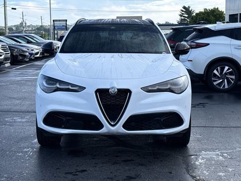 Used 2024 Alfa Romeo Stelvio Ti AWD/4WD image 14