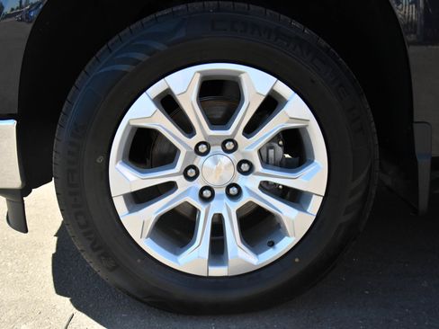 Used 2024 Chevrolet Silverado 1500 LTZ AWD/4WD image 12