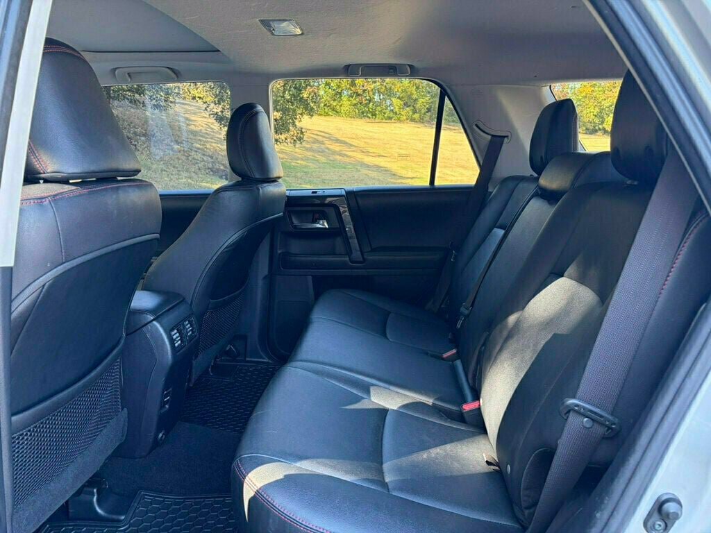 Used 2016 Toyota 4Runner Trail Premium AWD/4WD image 32