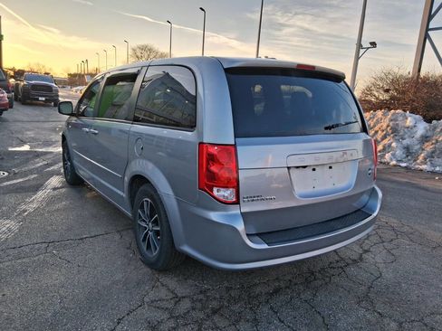 Used 2014 Dodge Grand Caravan SXT image 6