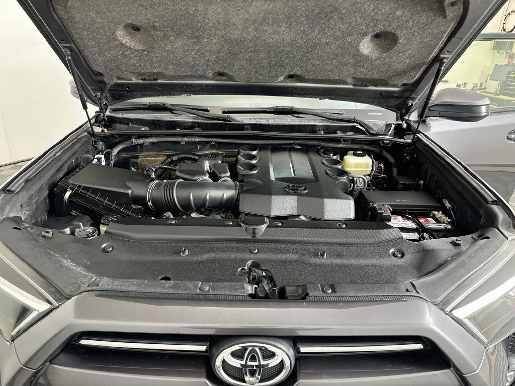 Certified 2022 Toyota 4Runner SR5 AWD/4WD image 27