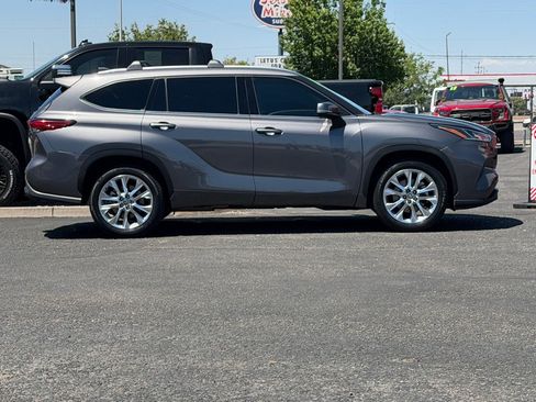 Used 2021 Toyota Highlander Limited FWD image 54