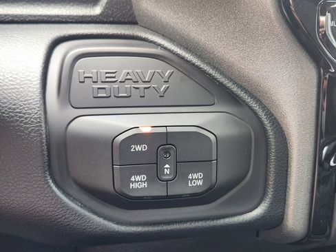 New 2026 RAM 2500 Tradesman AWD/4WD image 19