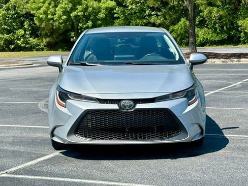 Used 2020 Toyota Corolla LE FWD image 12