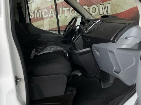 Used 2016 Ford Transit 150 XLT image 23