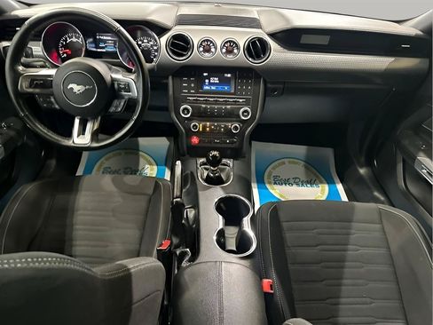 Used 2017 Ford Mustang GT w/ GT Performance Package RWD image 13