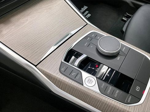 Used 2025 BMW 330i xDrive Sedan image 14