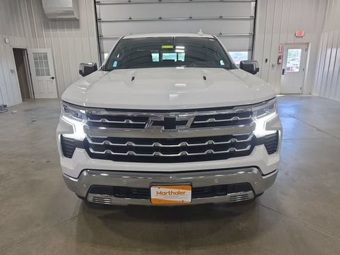 Used 2023 Chevrolet Silverado 1500 LTZ w/ LTZ Premium Package AWD/4WD image 3