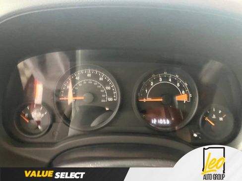 Used 2014 Jeep Patriot Sport w/ Power Value Group AWD/4WD image 12