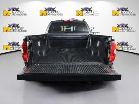 Used 2018 Toyota Tundra SR5 AWD/4WD image 25