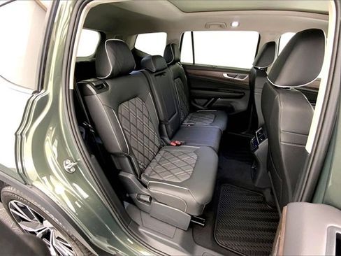 New 2026 Volkswagen Atlas SEL Premium R-Line image 10