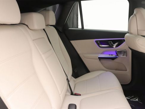 New 2026 Mercedes-Benz GLC 300 image 10