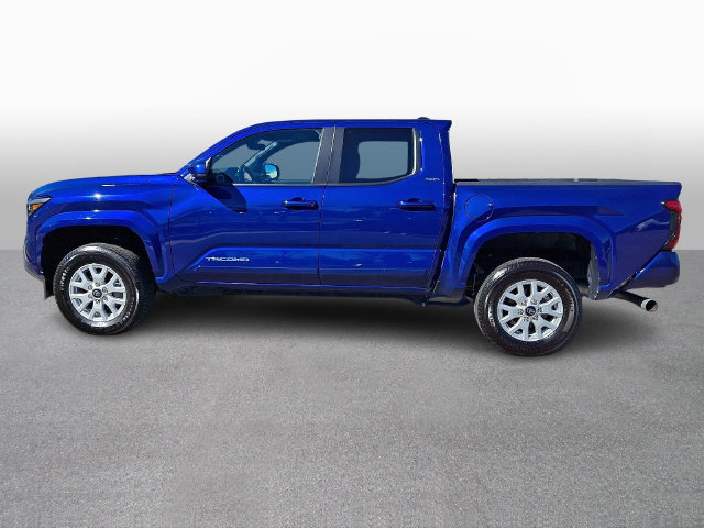 Used 2025 Toyota Tacoma SR5 AWD/4WD image 7