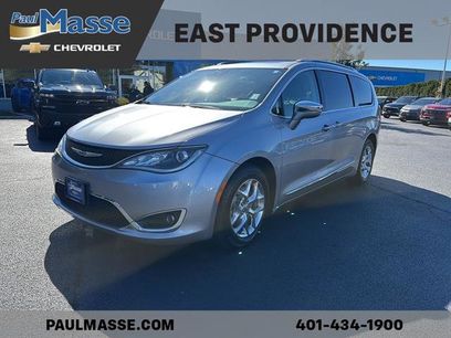 Used 2018 Chrysler Pacifica Limited
