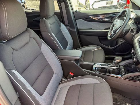 New 2026 Chevrolet TrailBlazer LT w/ Convenience Package image 15
